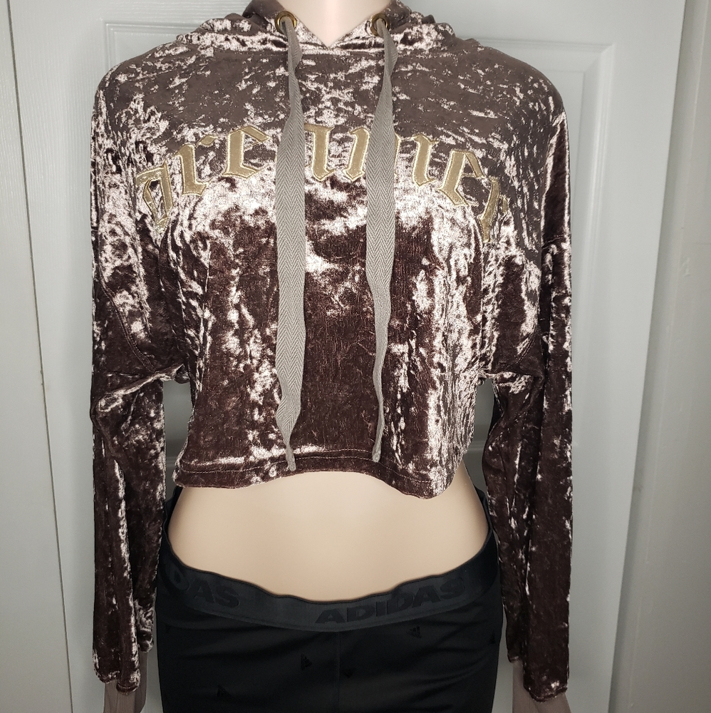 'Dreamer' Velvet Pullover Hoodie
